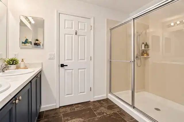 Listing Photo 18