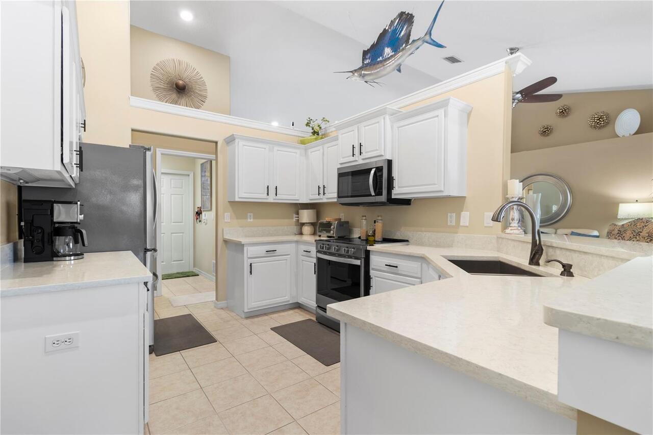 Listing Photo 9