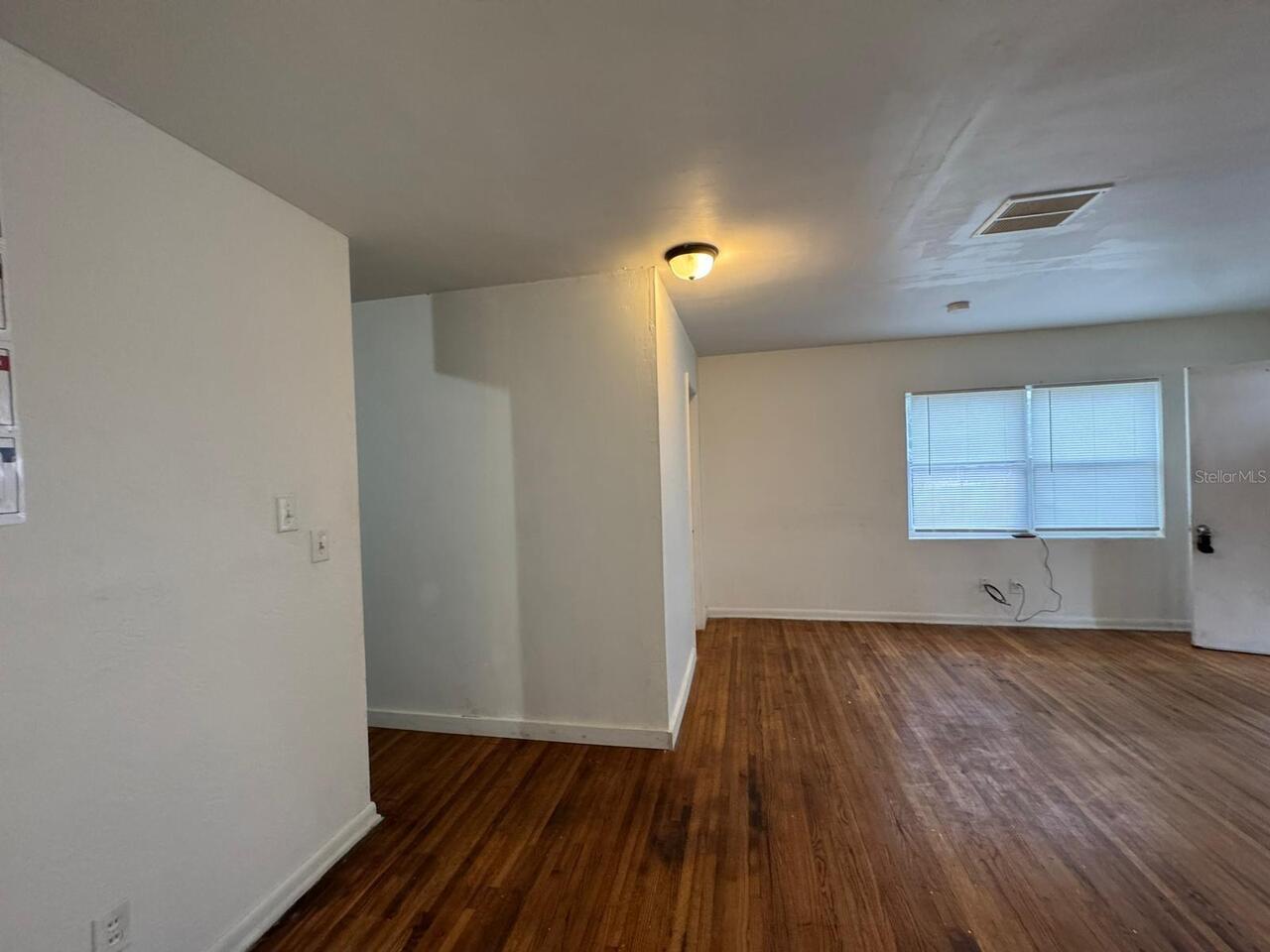 Listing Photo 24