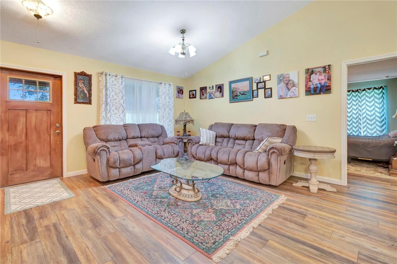 Listing Photo 7