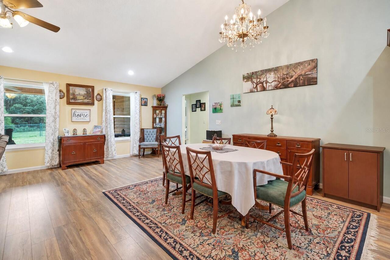 Listing Photo 16