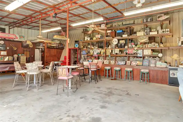 Listing Photo 31