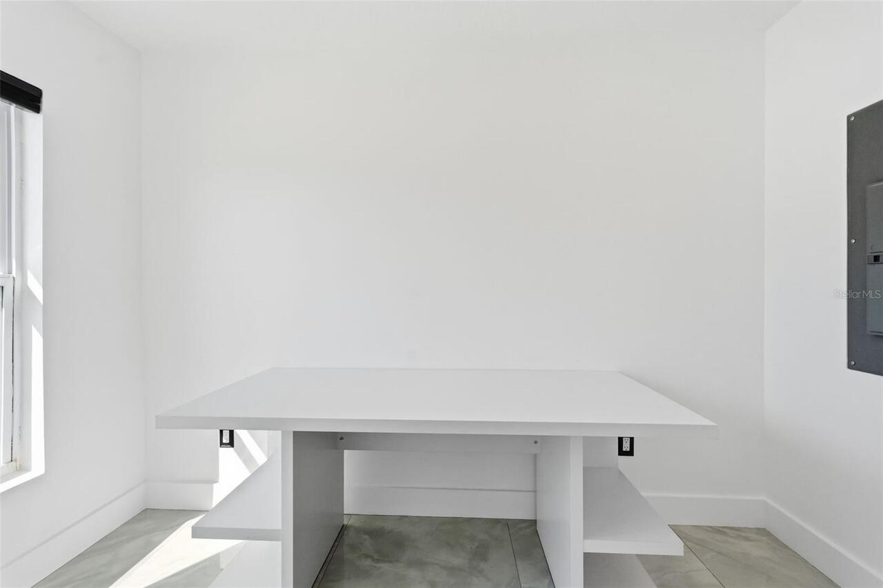 Listing Photo 12