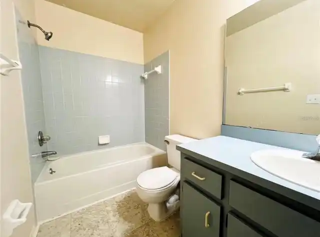 Listing Photo 15