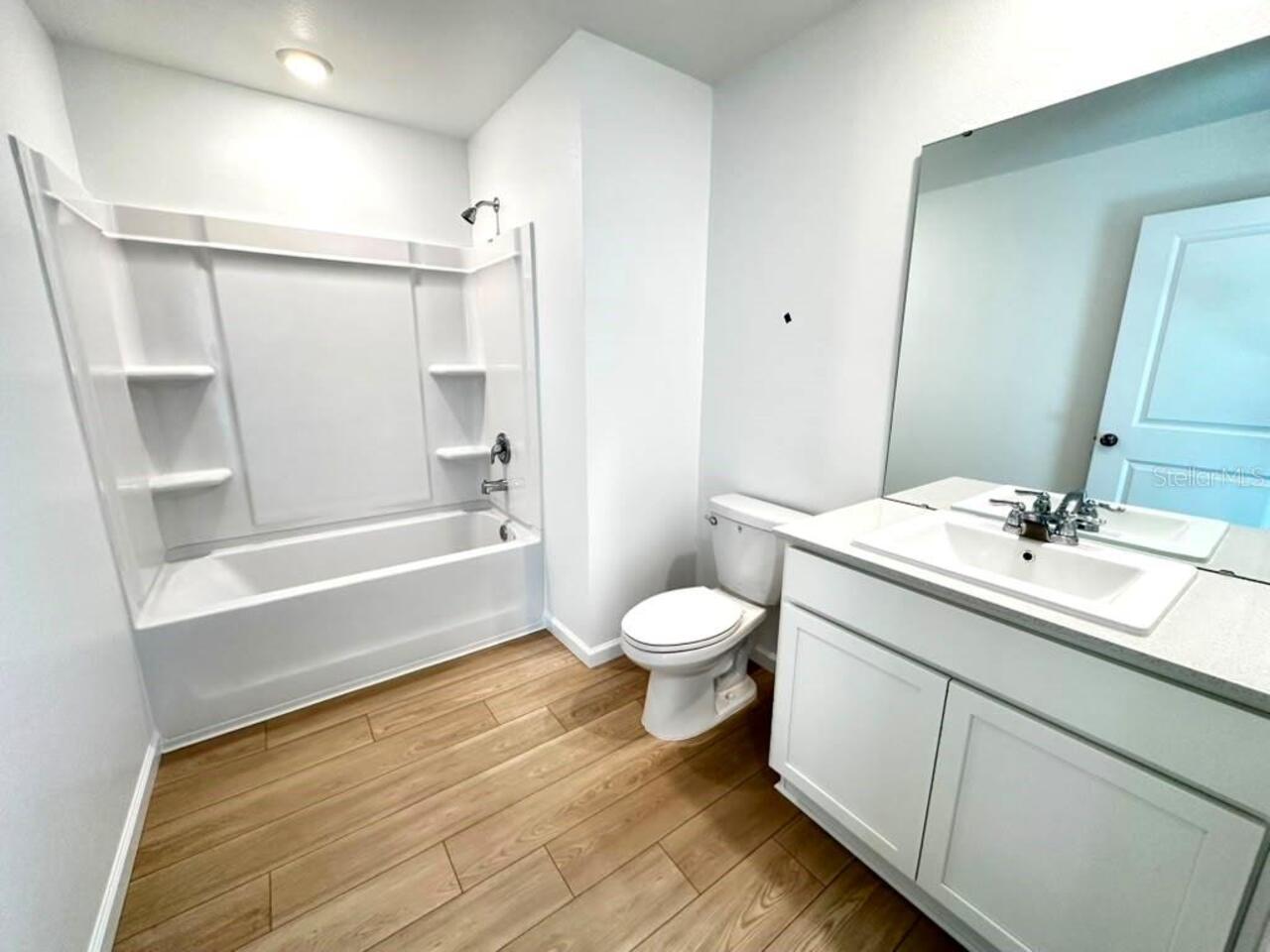 Listing Photo 17