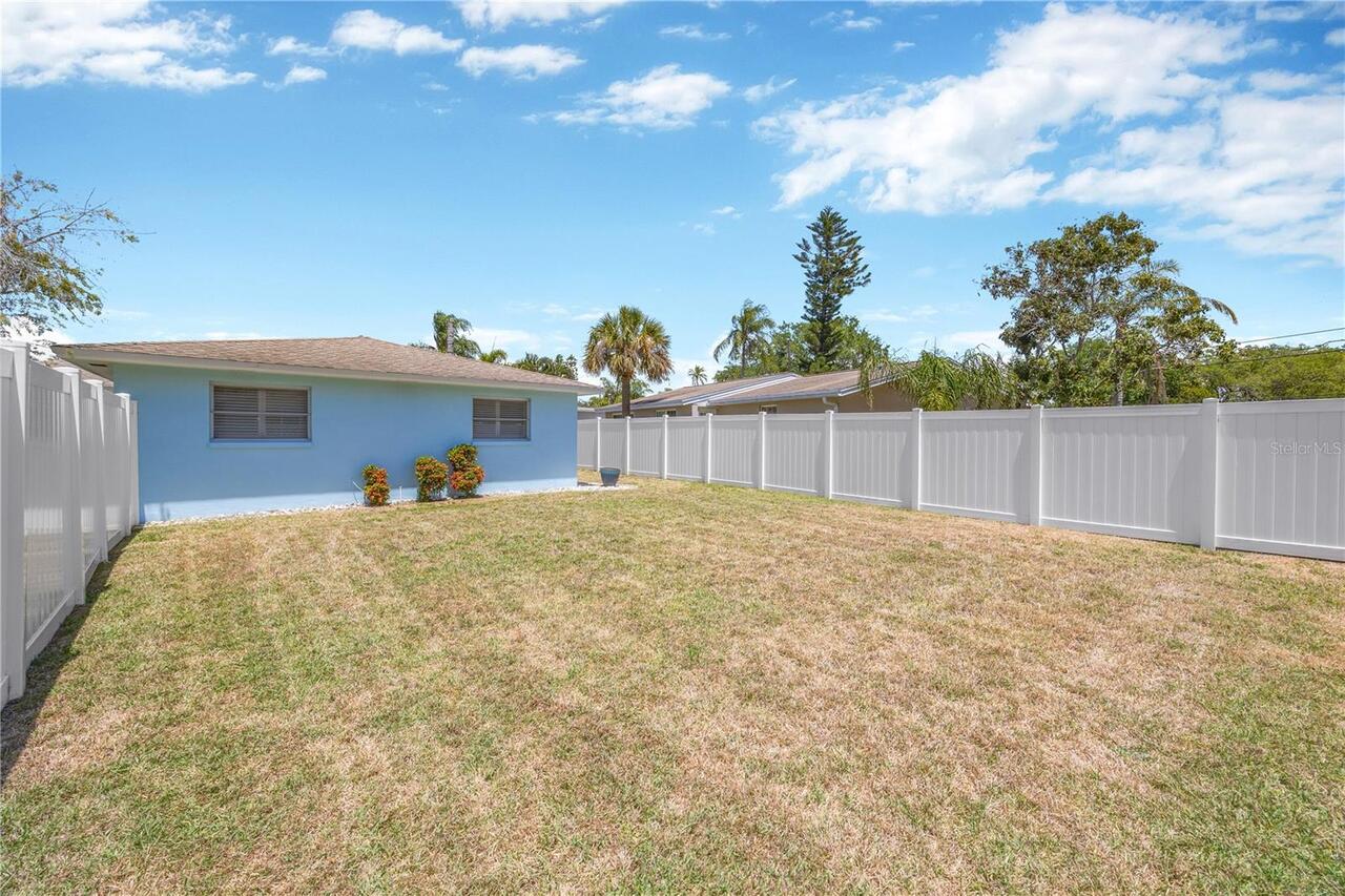 Listing Photo 43