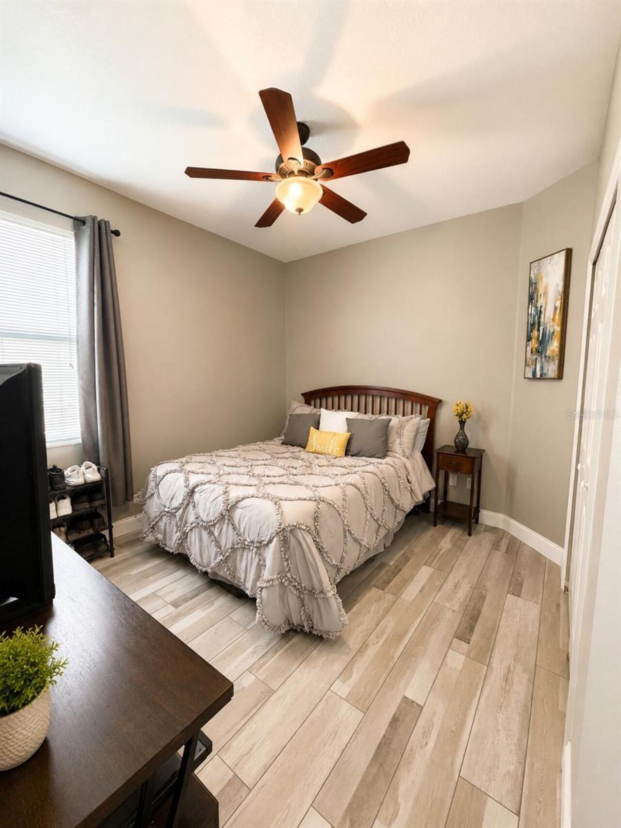 Listing Photo 7