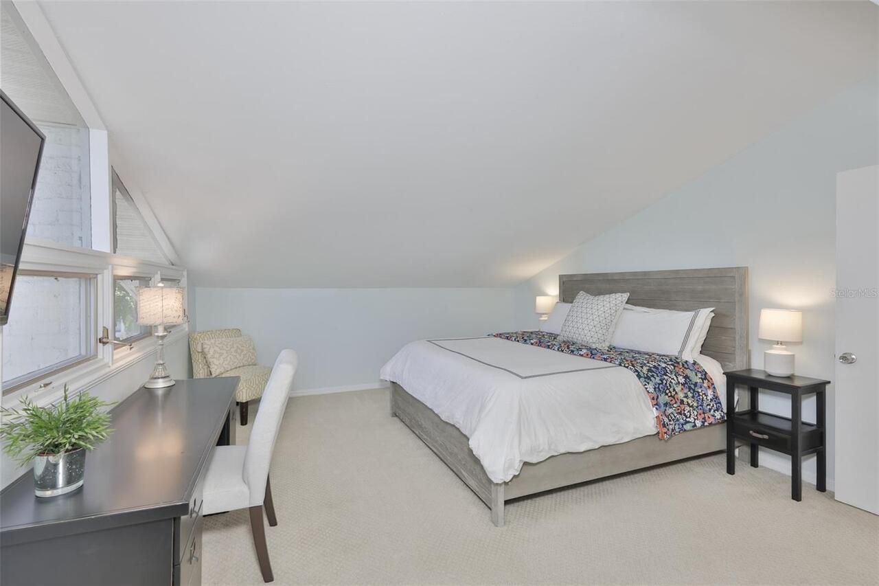 Listing Photo 32