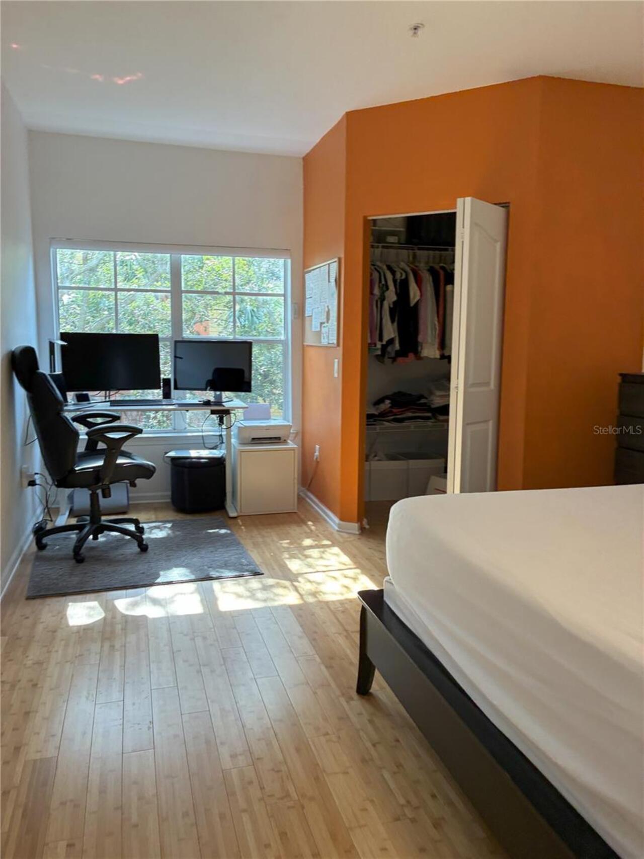 Listing Photo 10