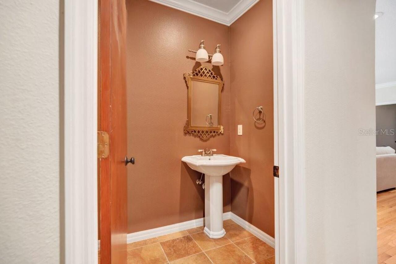 Listing Photo 15