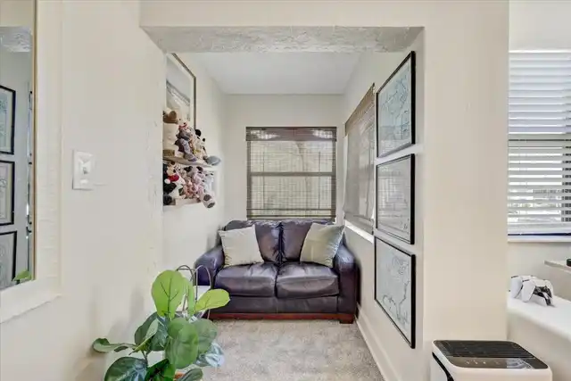 Listing Photo 25