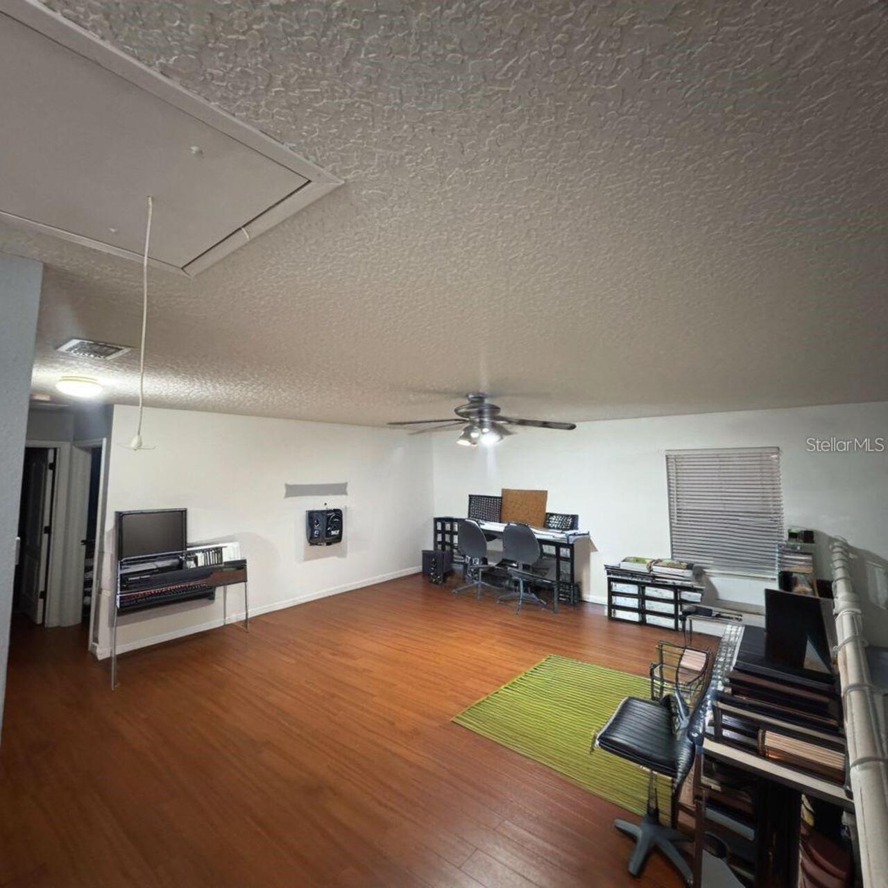 Listing Photo 18