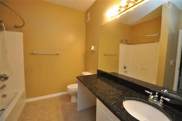 Listing Photo 7