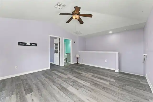 Listing Photo 33