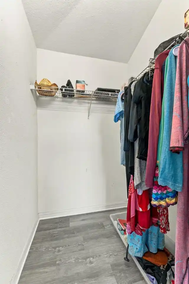 Listing Photo 37