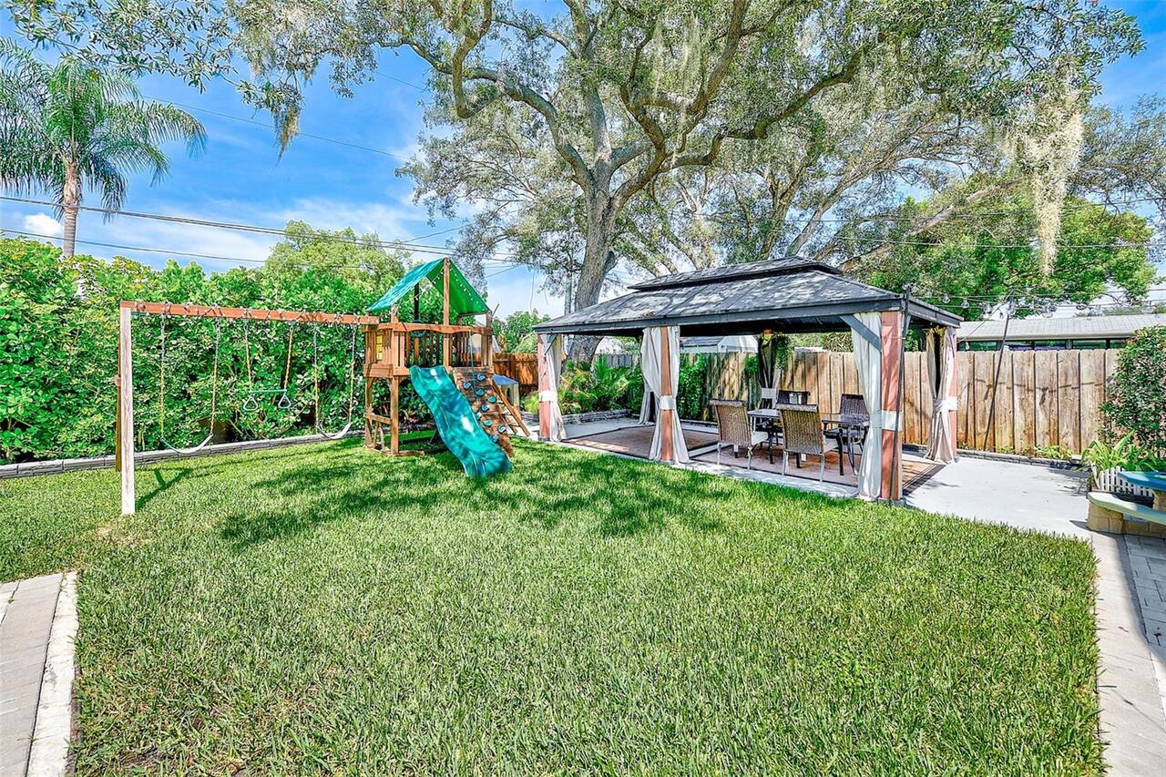 Listing Photo 38