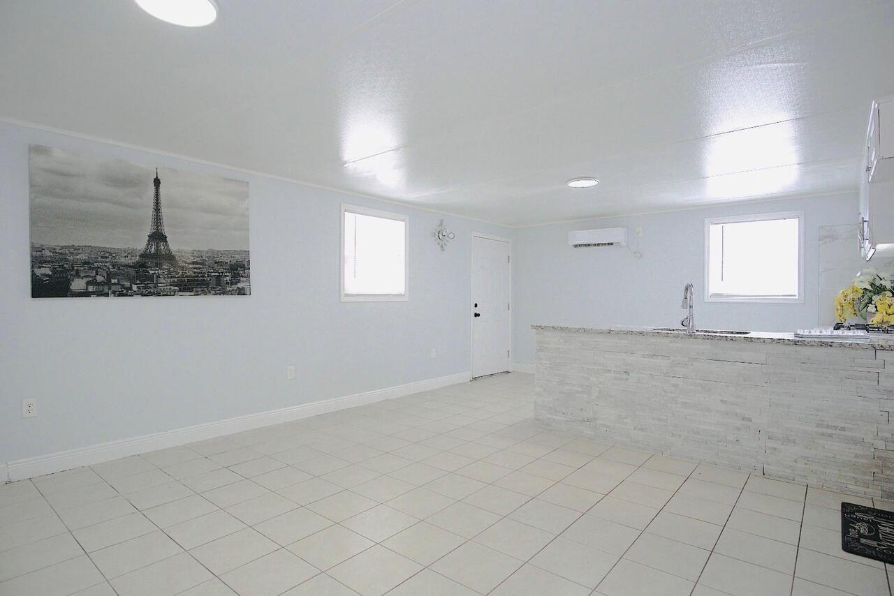 Listing Photo 20