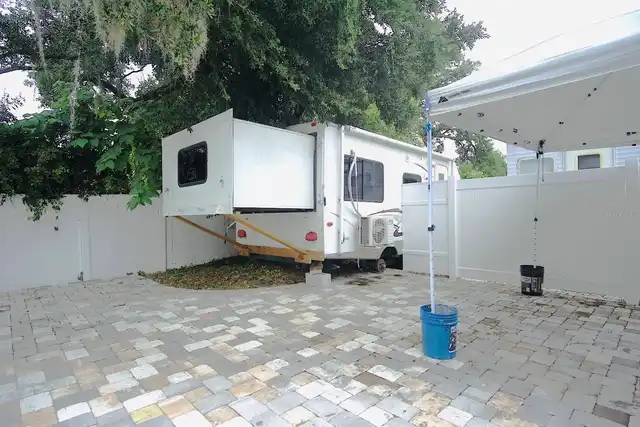 Listing Photo 32