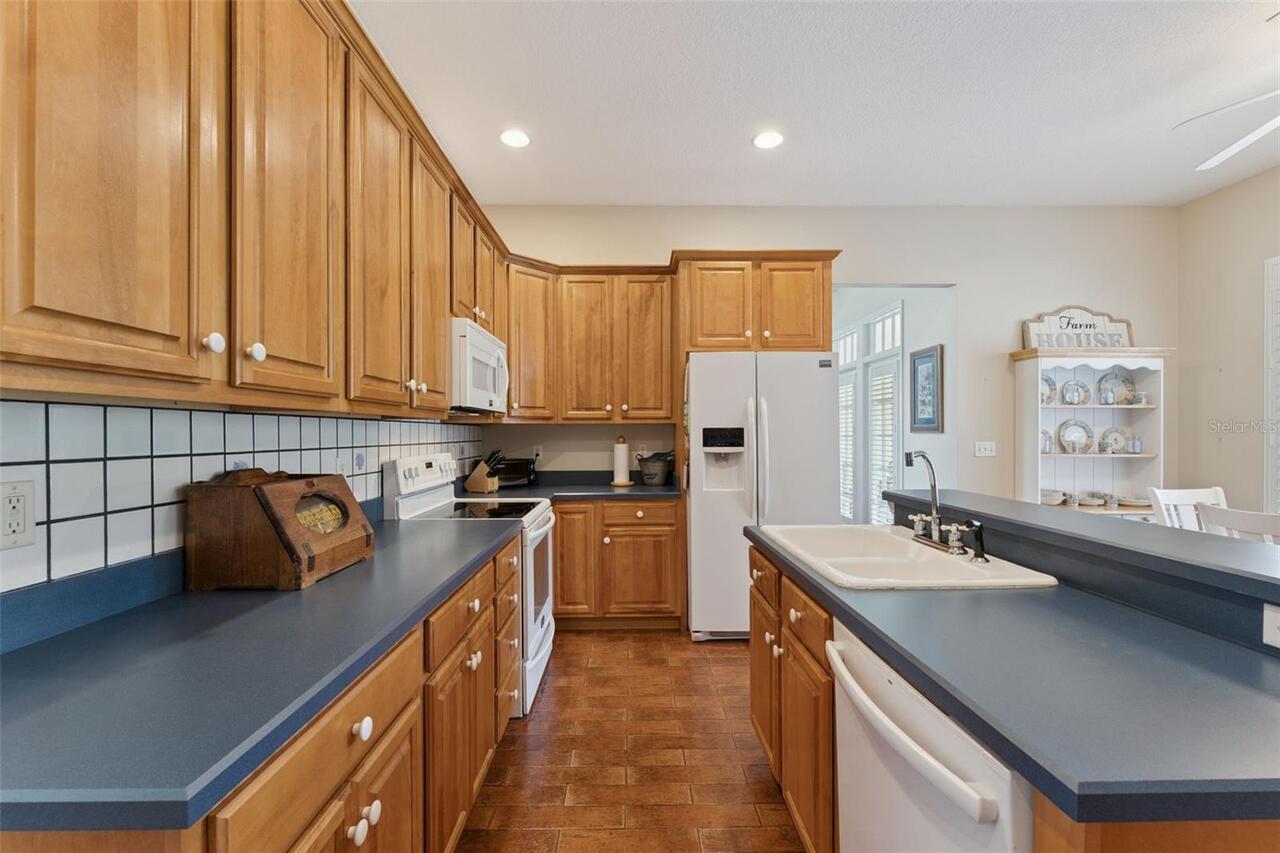 Listing Photo 17