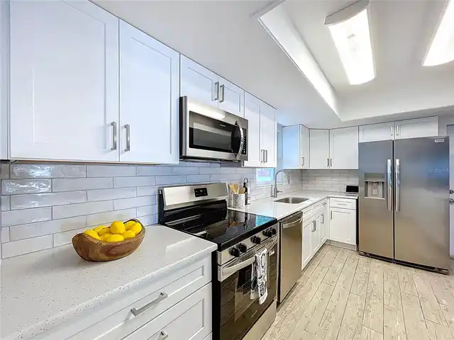 Listing Photo 8