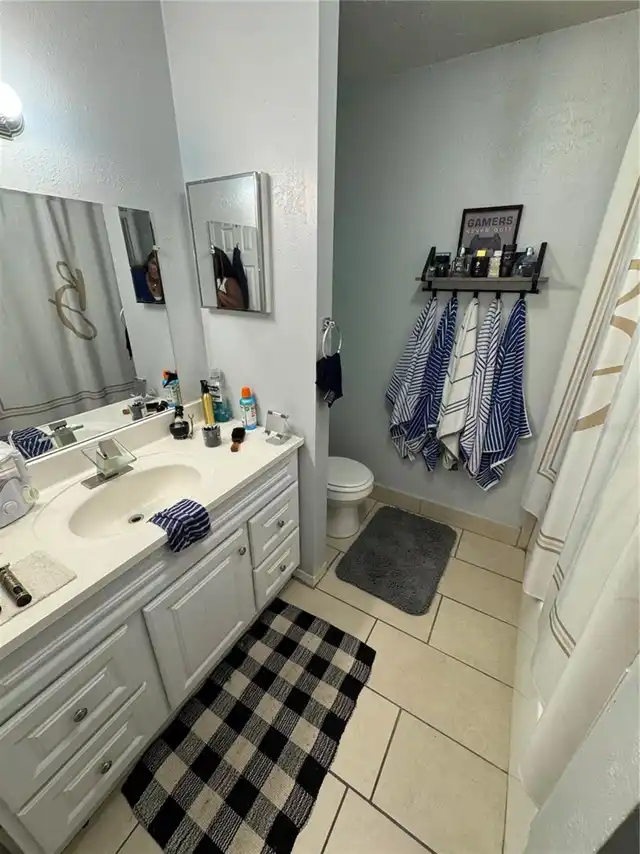 Listing Photo 12