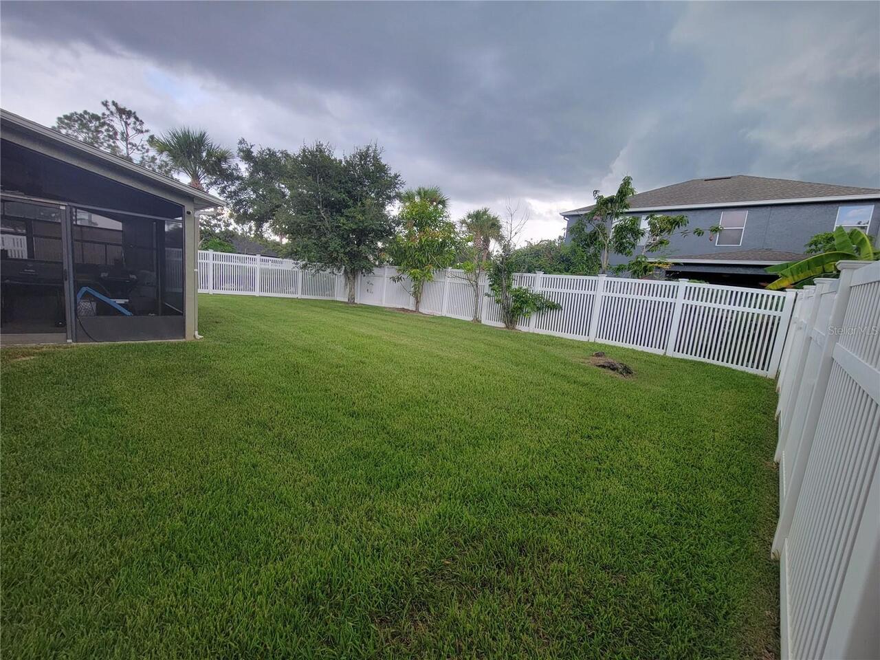 Listing Photo 11