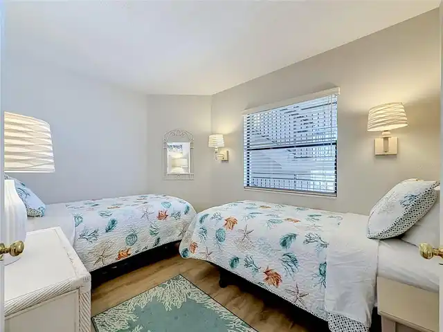 Listing Photo 22