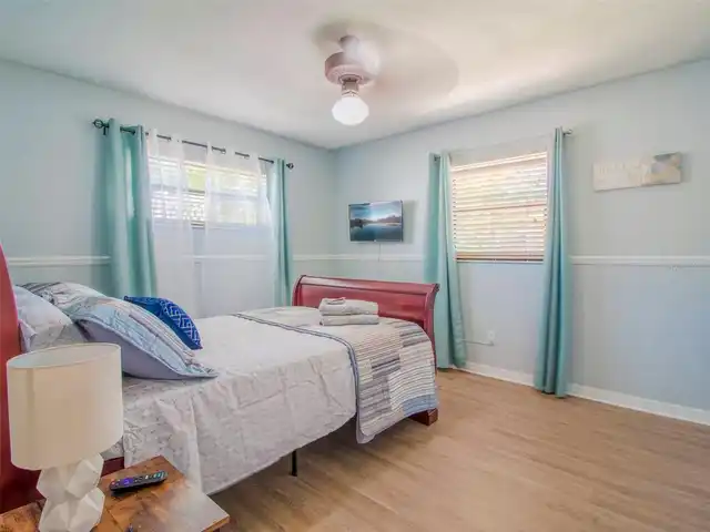 Listing Photo 18