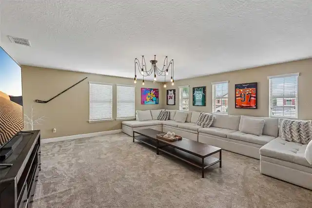 Listing Photo 22