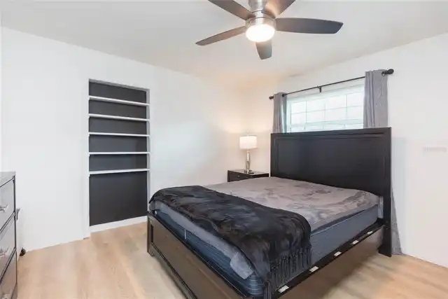 Listing Photo 17