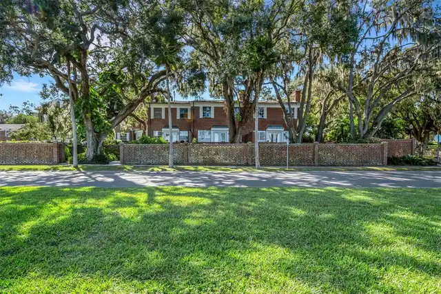 3BR, Residential Lease, 2BA, $3,800
Read More