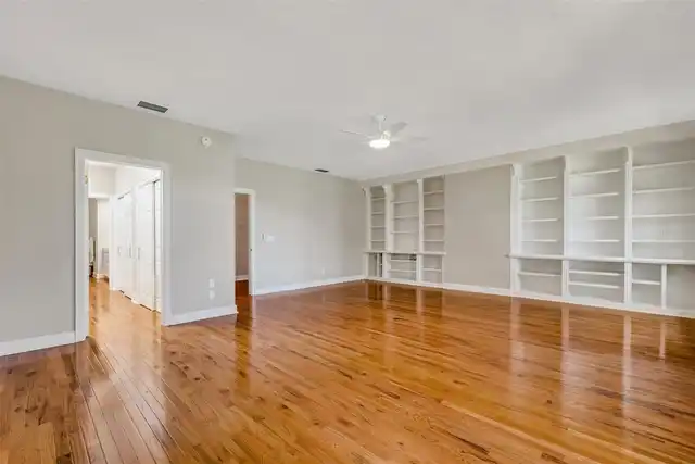 Listing Photo 32