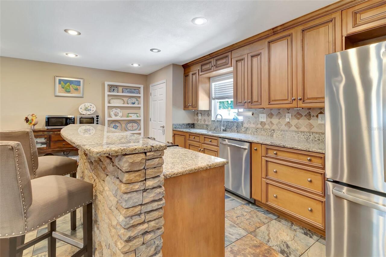 Listing Photo 16