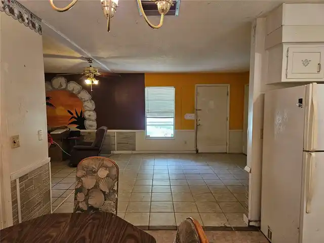 Listing Photo 16