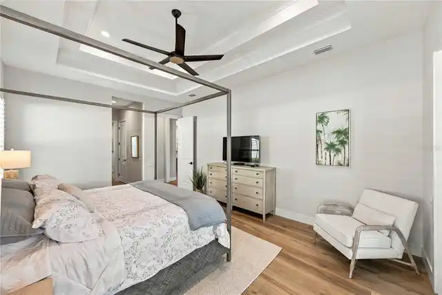 Listing Photo 32
