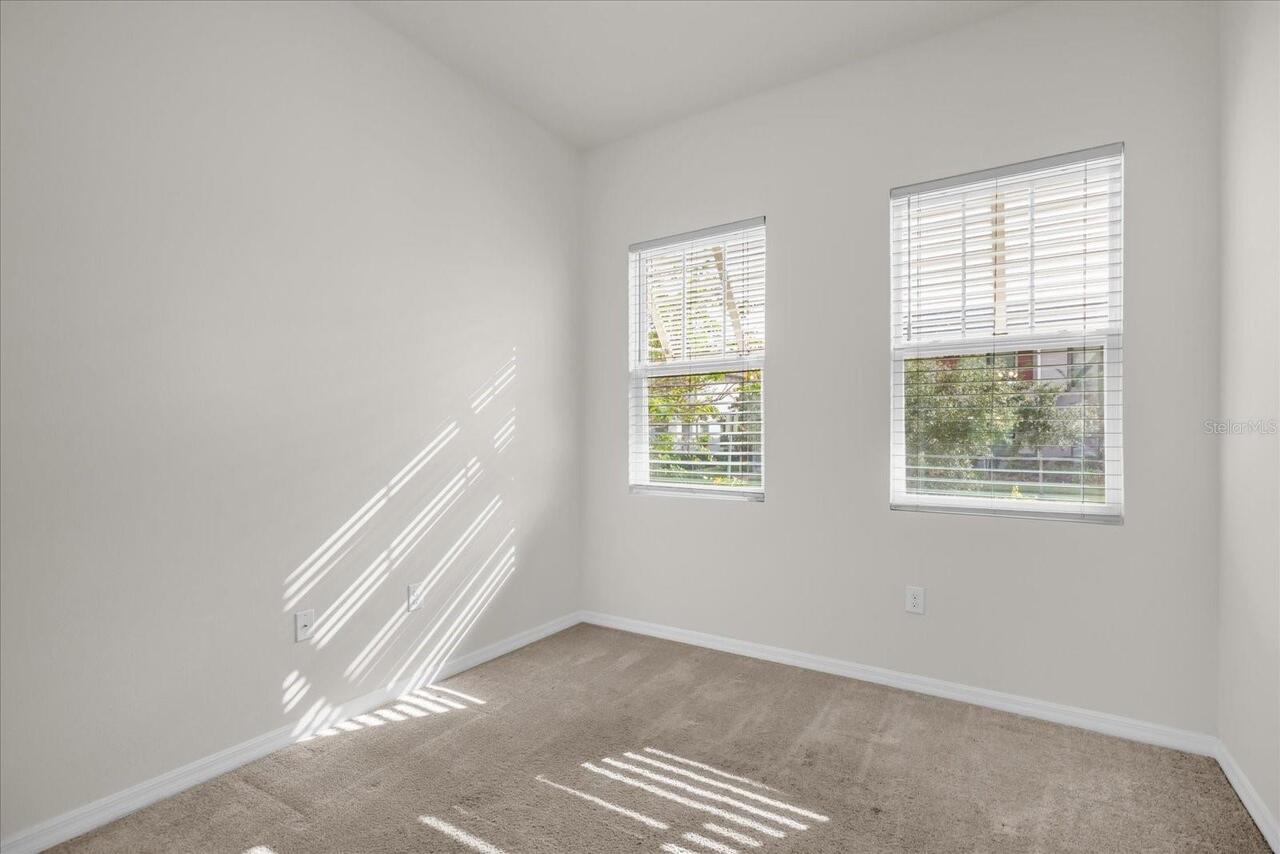 Listing Photo 14