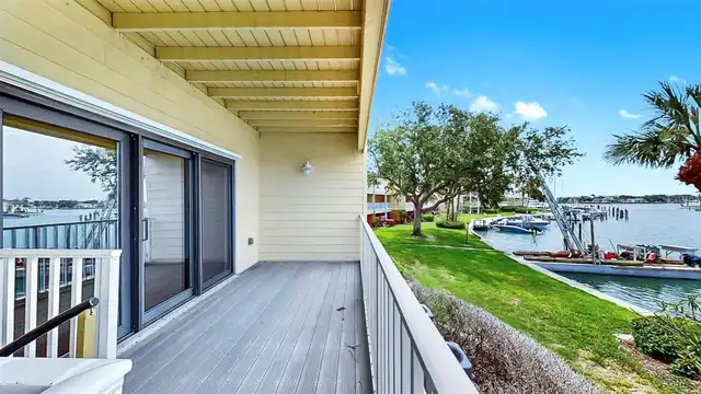 Listing Photo 14