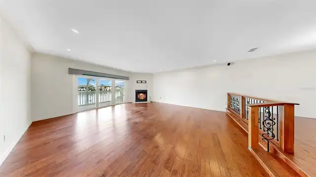 Listing Photo 16