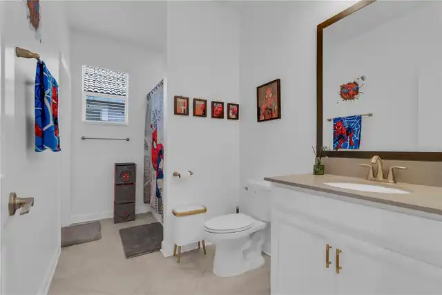 Listing Photo 10