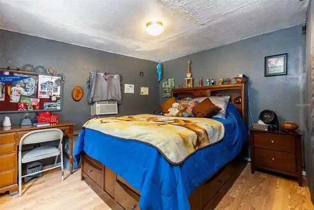 Listing Photo 22