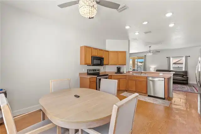 Listing Photo 16