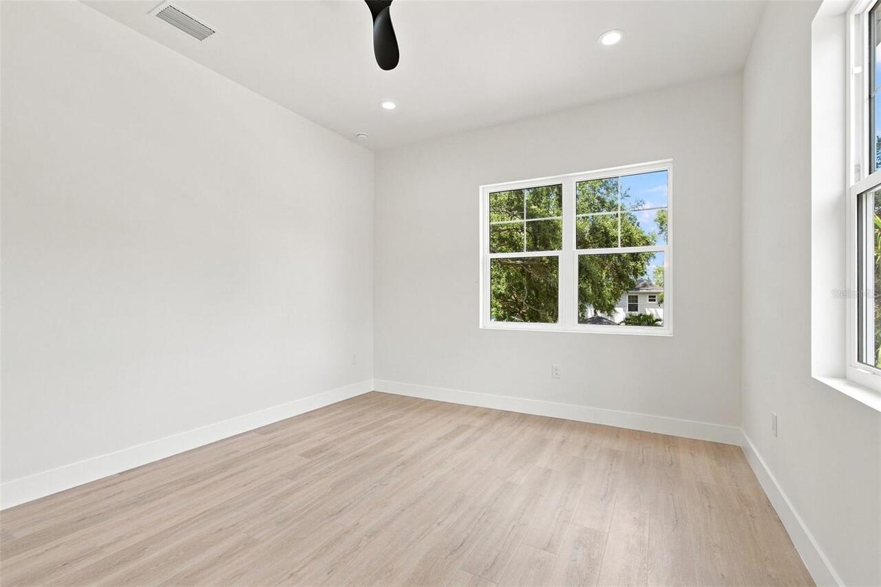 Listing Photo 42