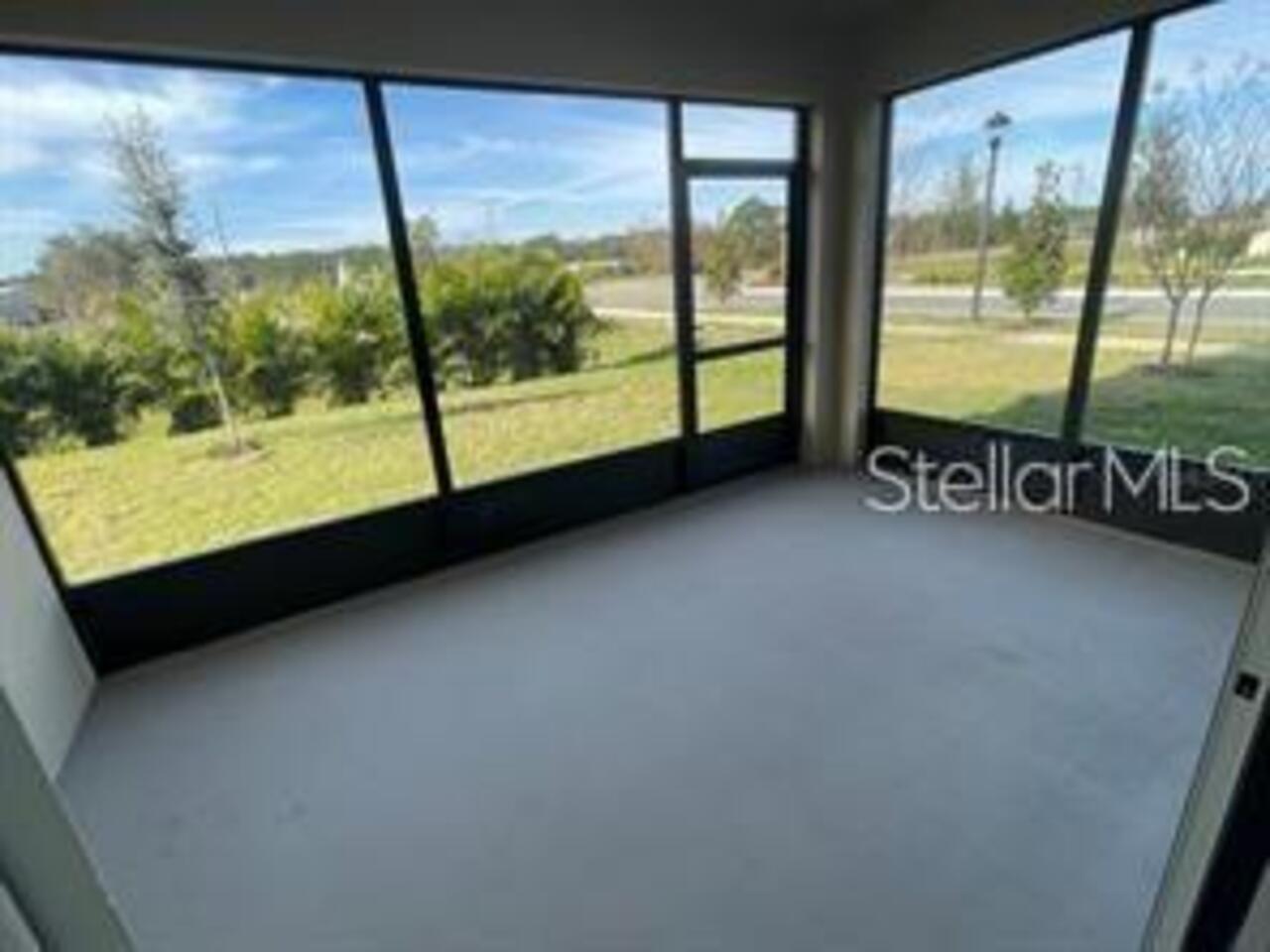 Listing Photo 11
