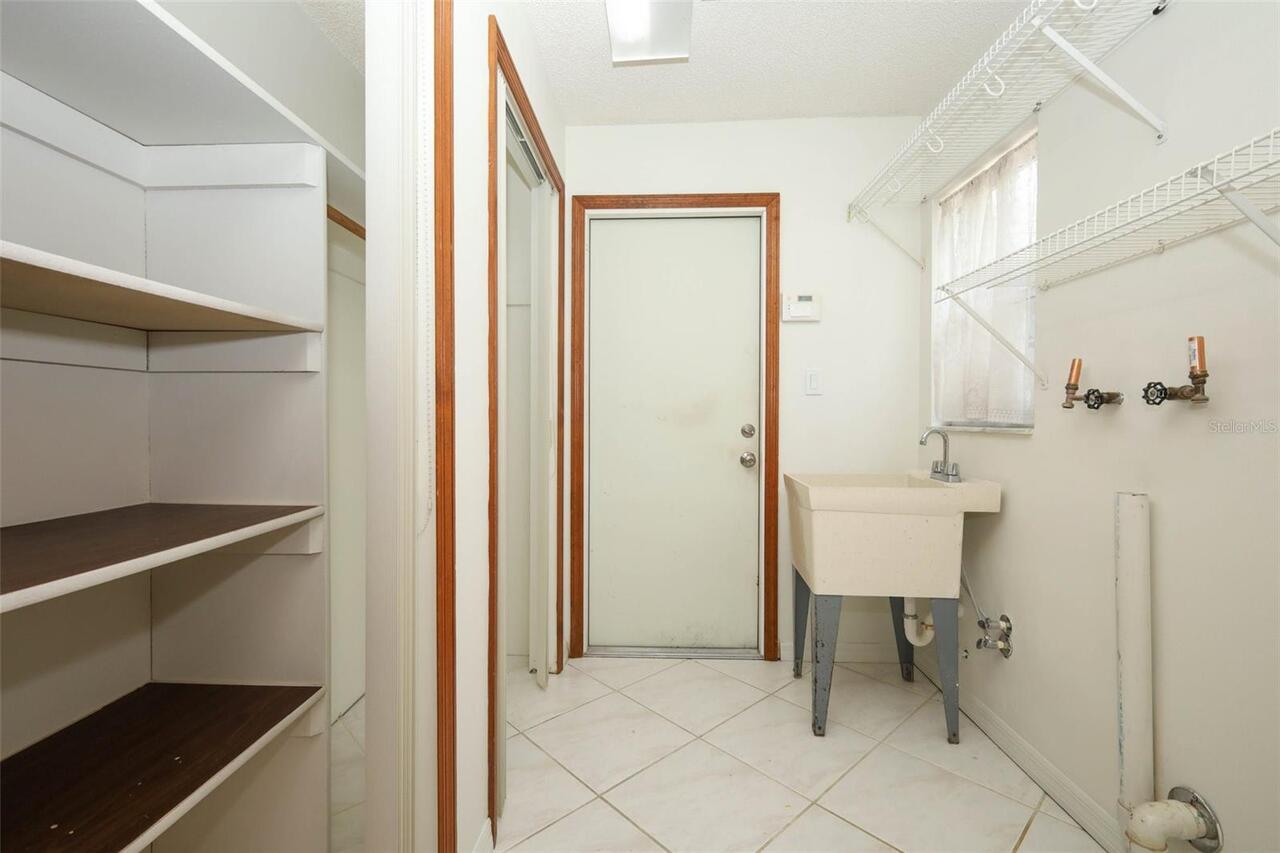 Listing Photo 14