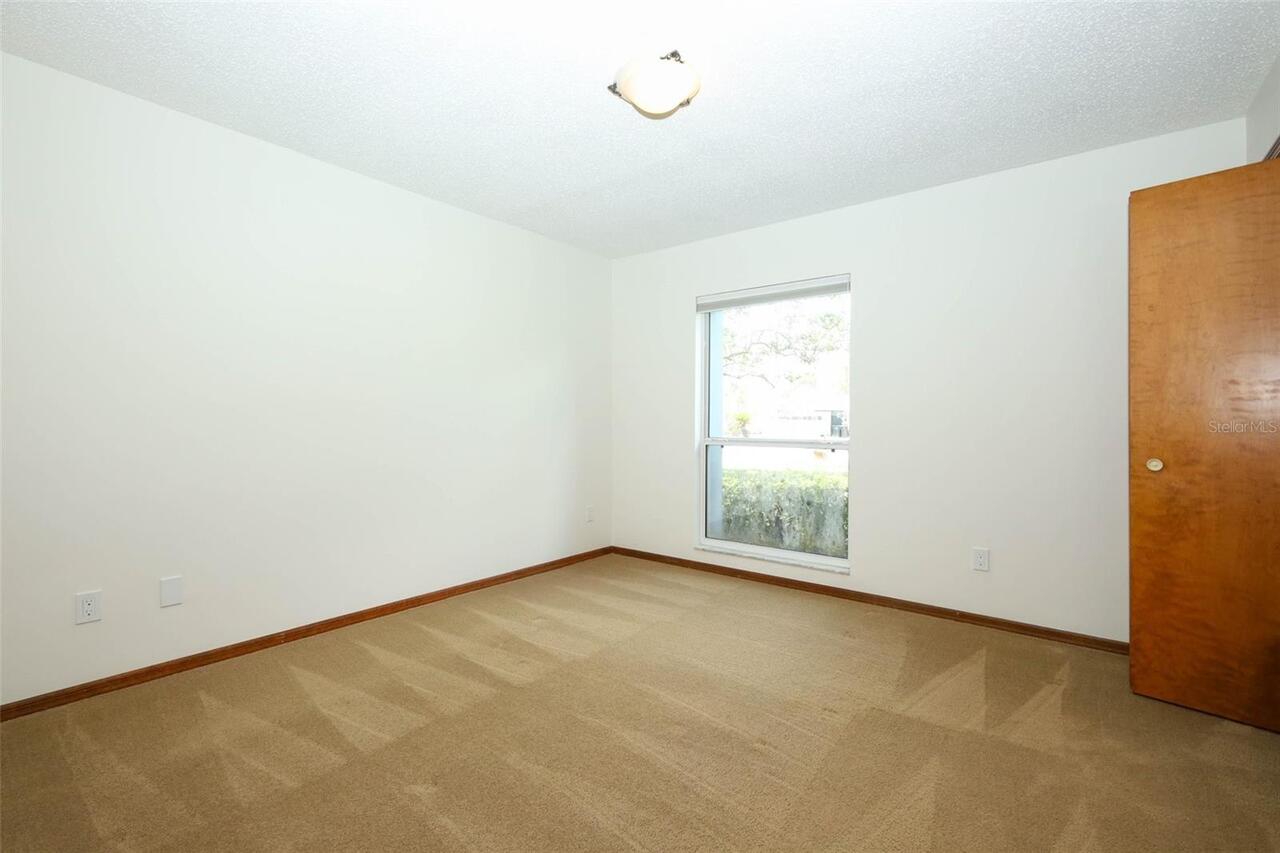 Listing Photo 38