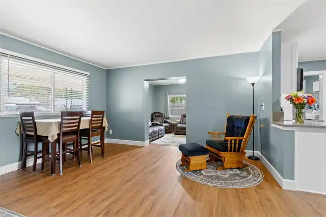 Listing Photo 7