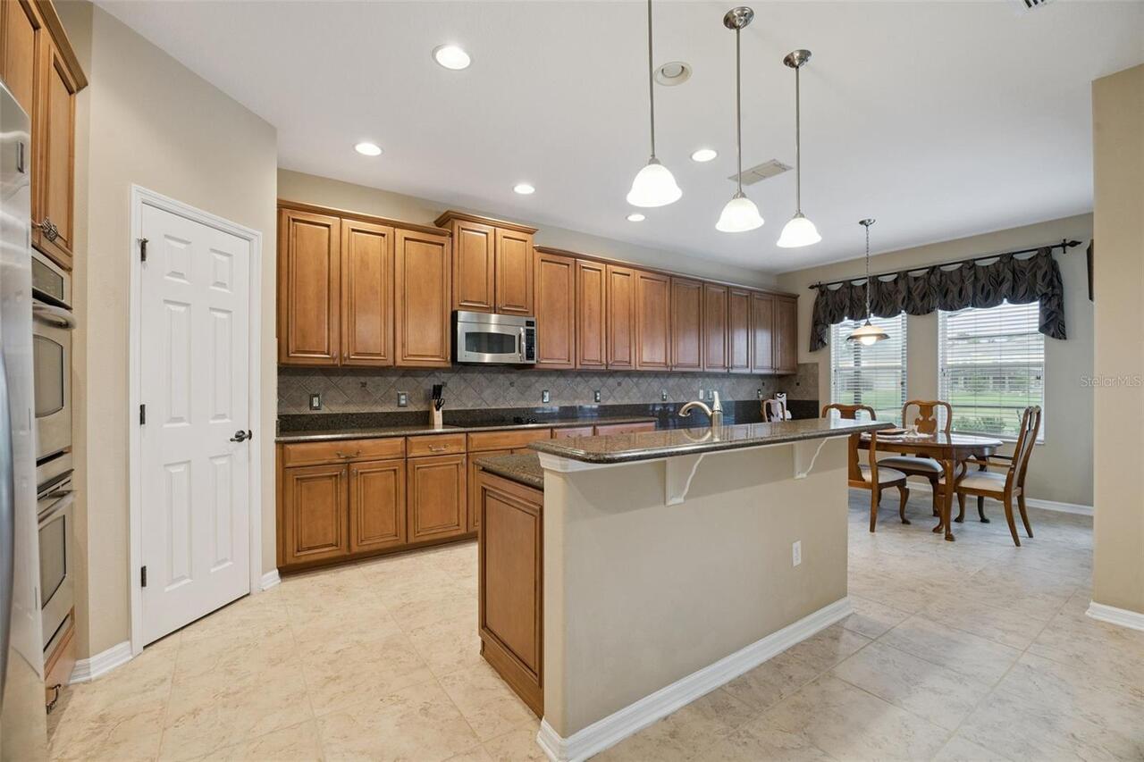 Listing Photo 17