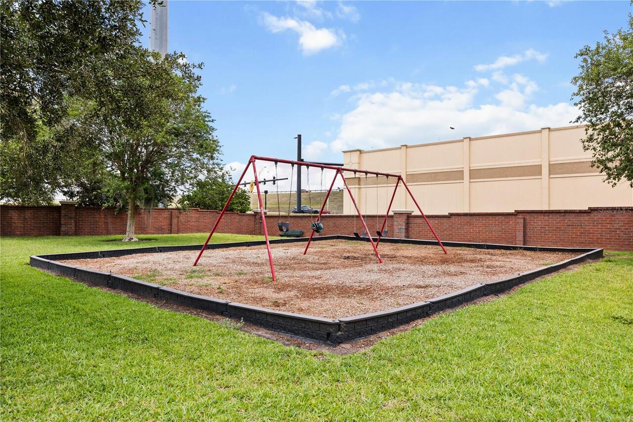 Listing Photo 36