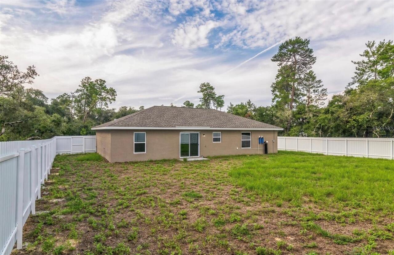 Listing Photo 17