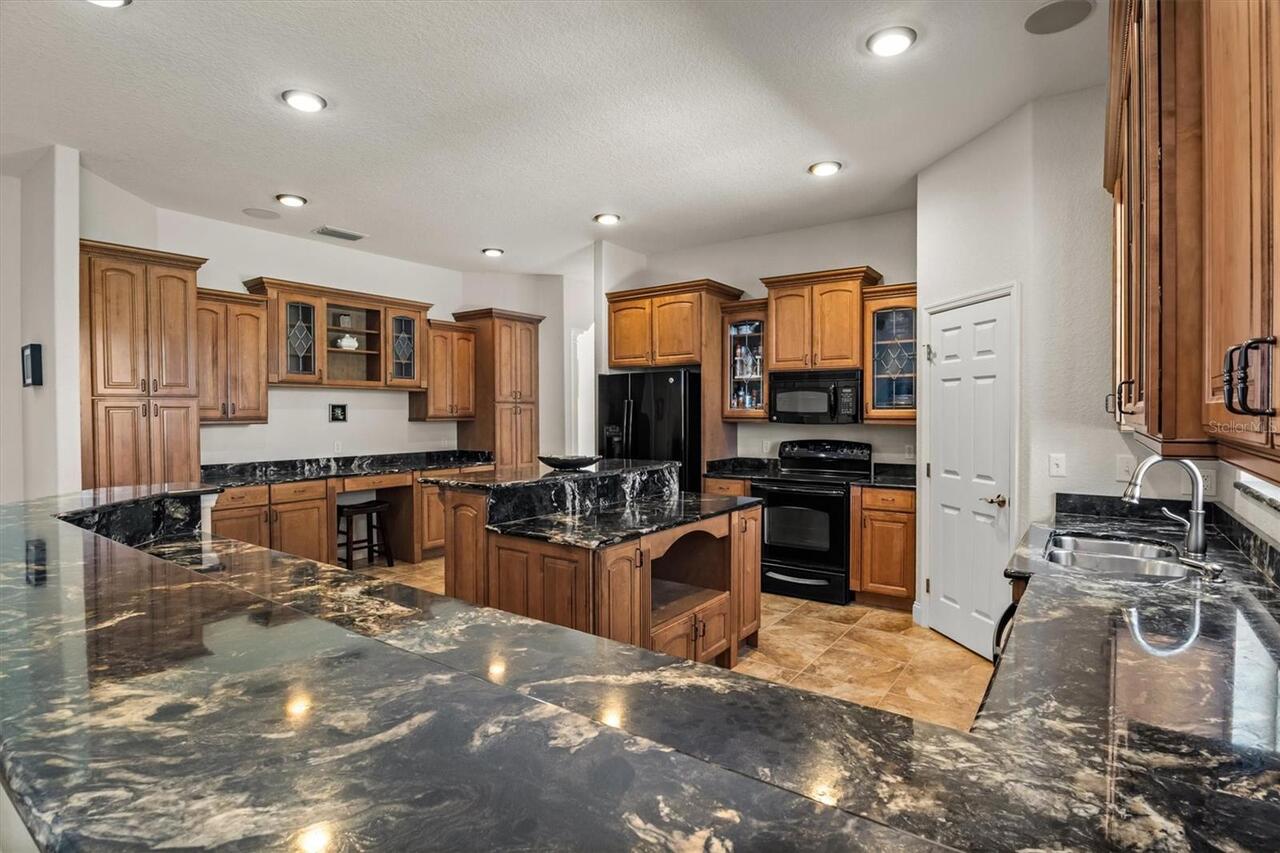 Listing Photo 19